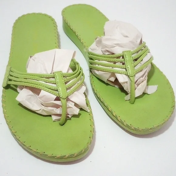 Gianni Bini Lime Green leather strap sandals. Stitched design. Size 8 - Picture 2 of 9